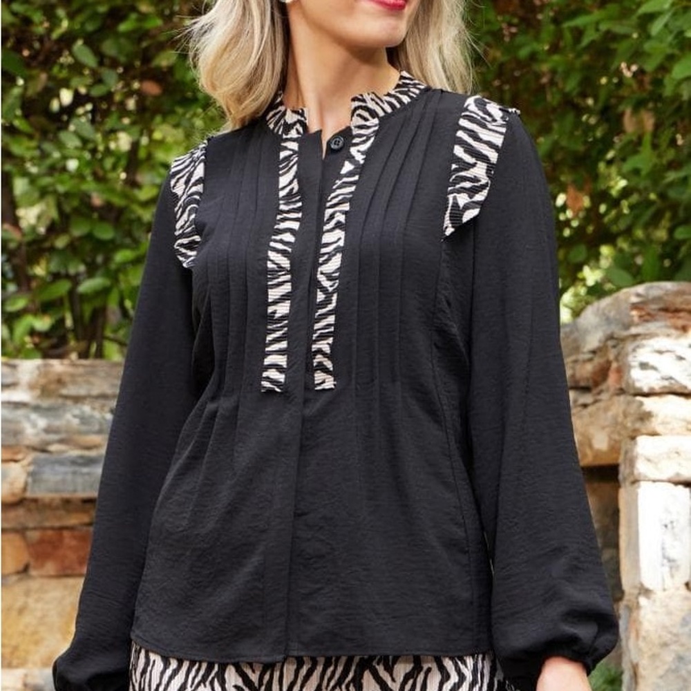Anna Raxevsky Black Blouse M Zebra Trim Ruffle Top Long Sleeve Stylish